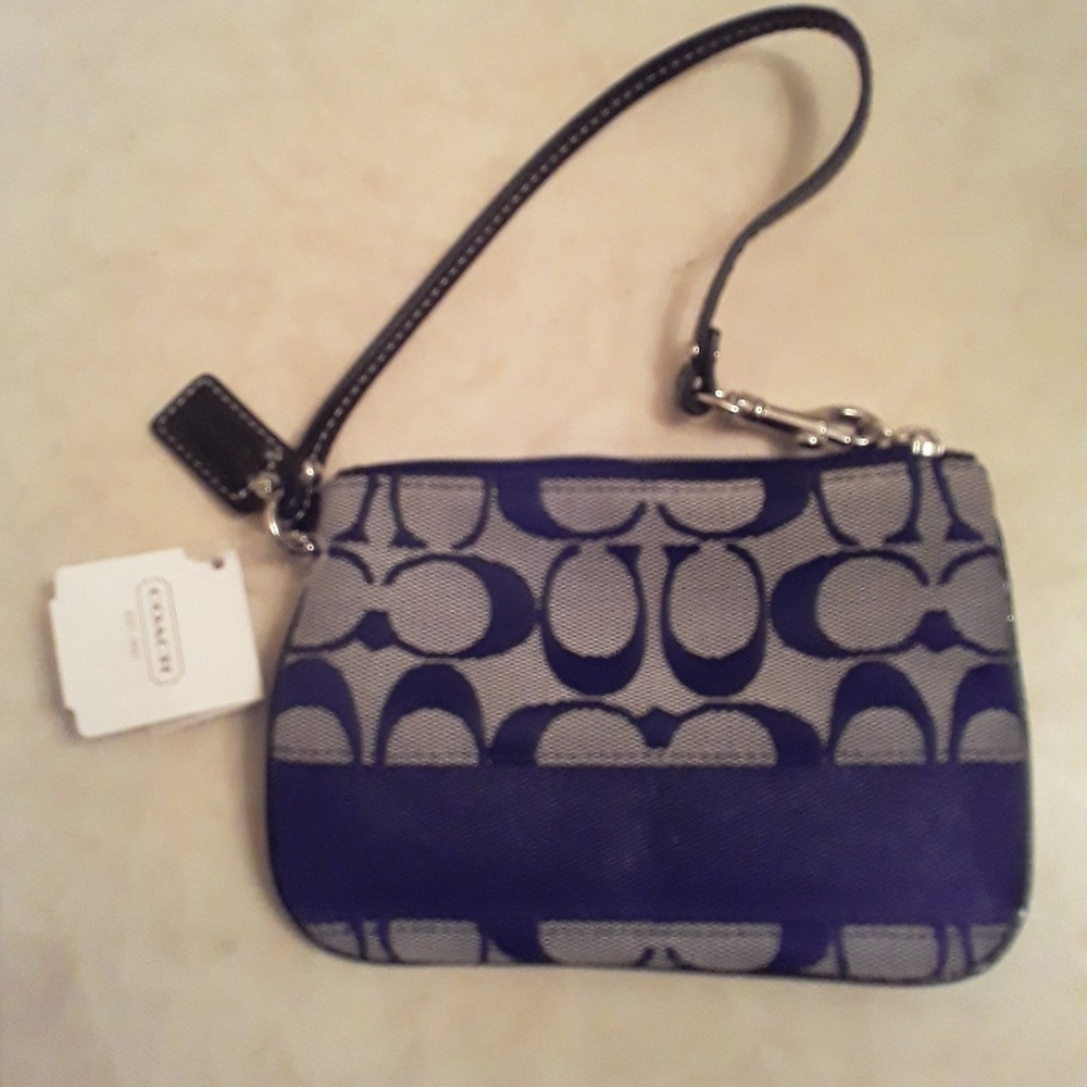 Coach Wristlet NWT